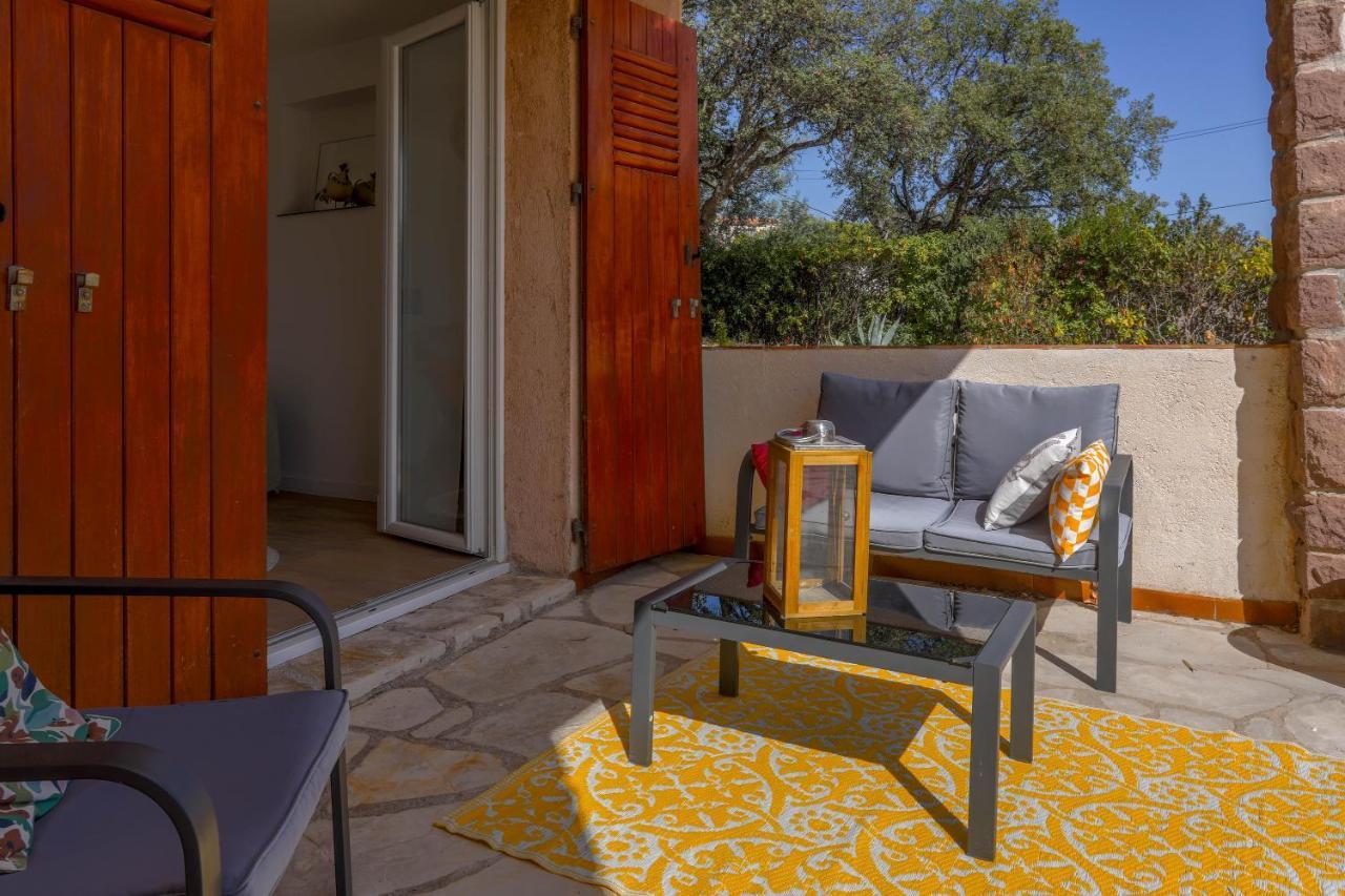 Rez De Avec Jardin Vue Villa *