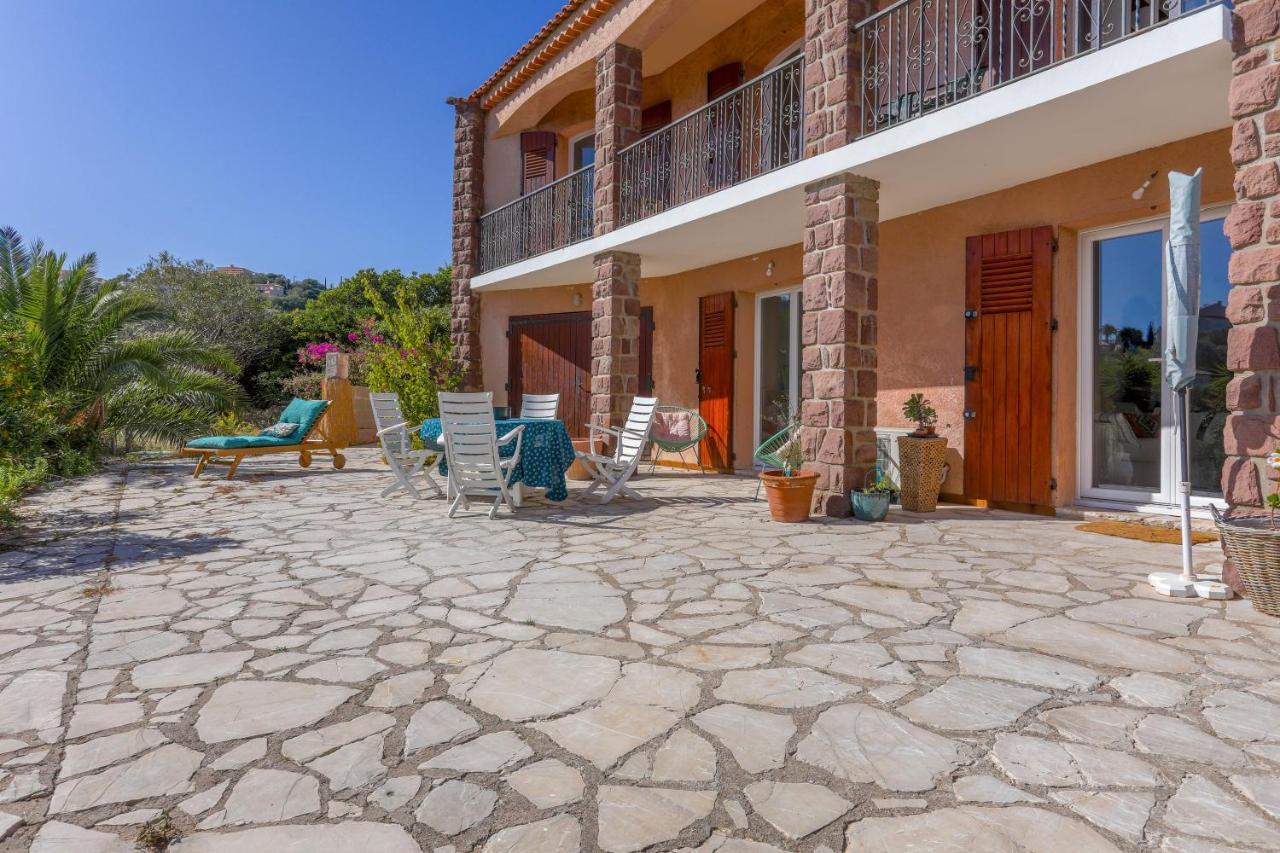 Rez De Avec Jardin Vue Villa