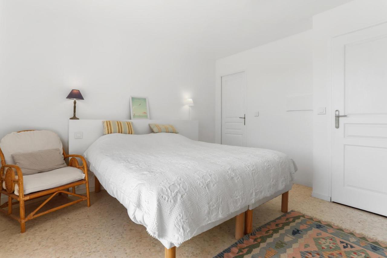 Rez De Avec Jardin Vue Villa *